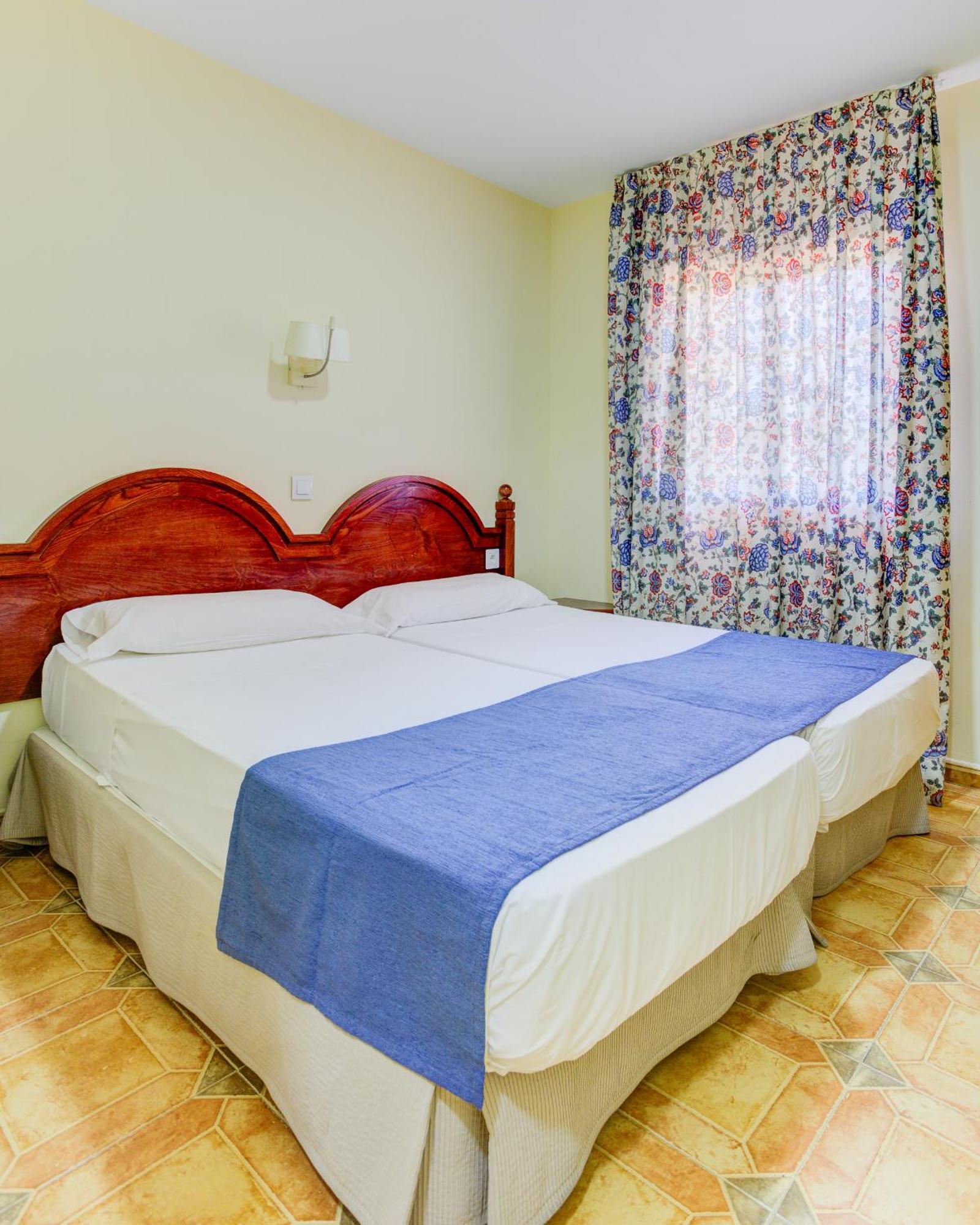 Hotel Pizarro Humanes de Madrid Zewnętrze zdjęcie